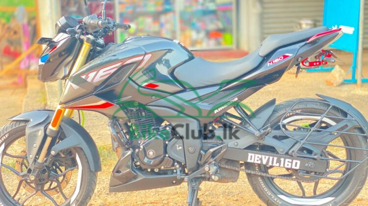 Bajaj pulser n 160